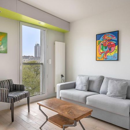 En Plein Coeur De Ville Bel Appartement Pour 6 Nantes Exterior photo