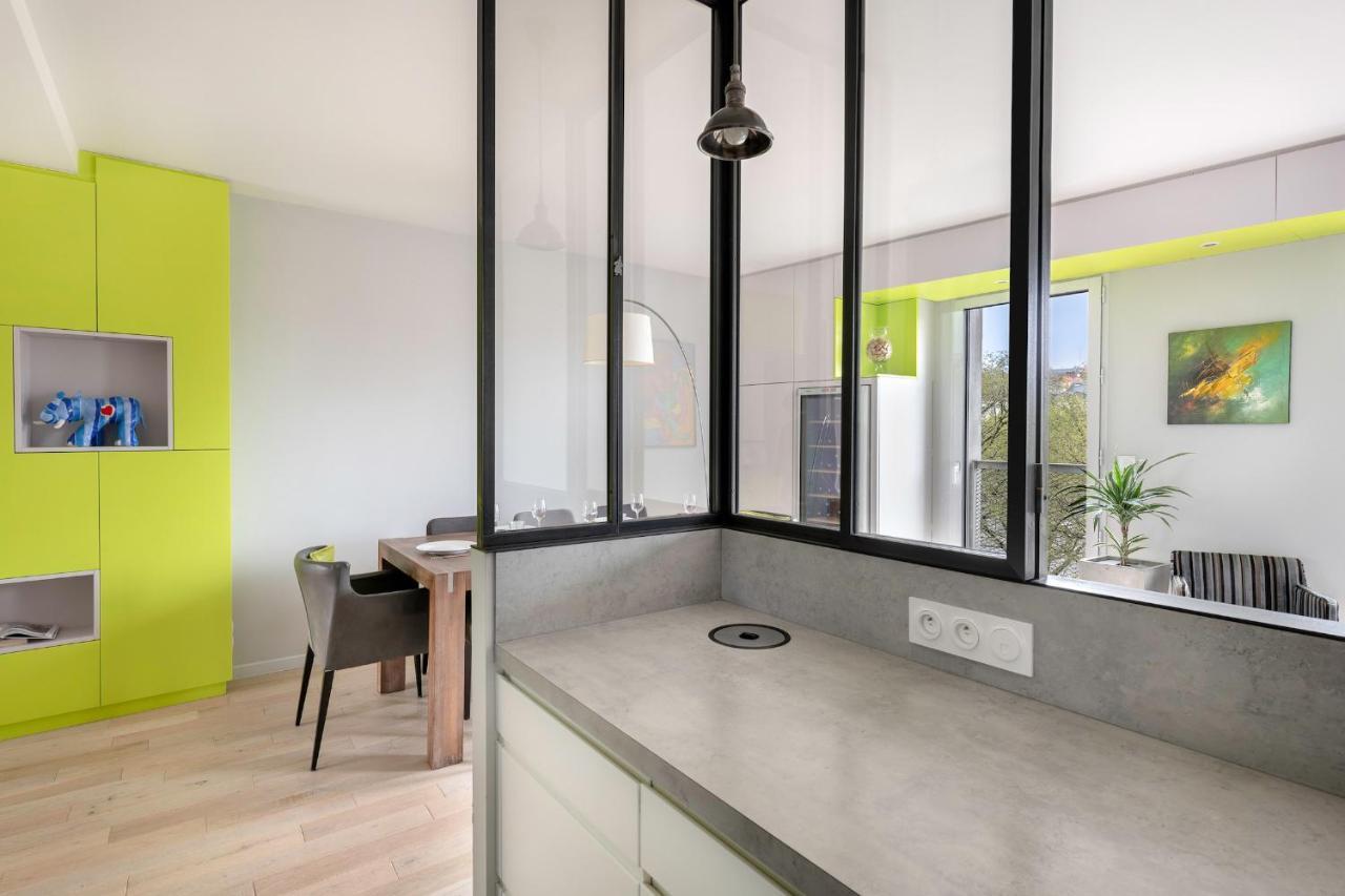 En Plein Coeur De Ville Bel Appartement Pour 6 Nantes Exterior photo